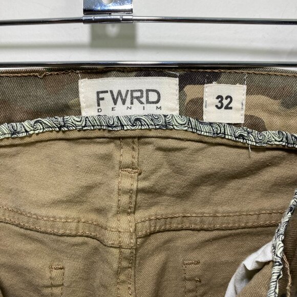 FWRD Denim Jeans Camo Cargo Mens 32/32 Green Tactic Slim Fit Back Patch Pockets - Picture 3 of 9